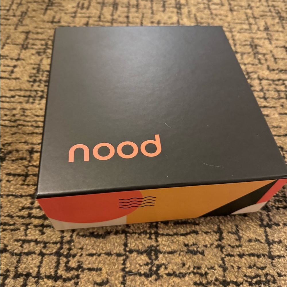 Nood Flasher 2.0 with cord & box